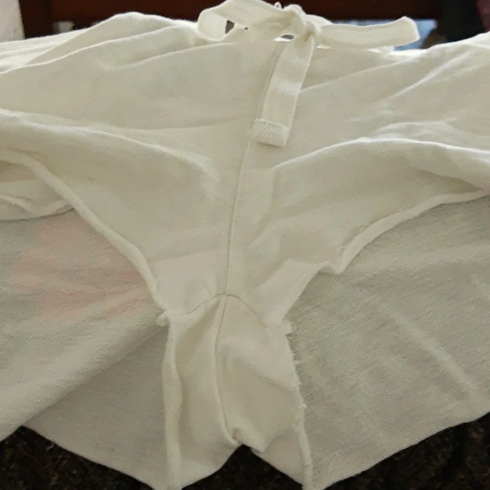 Shorts - Picture 3 of 4